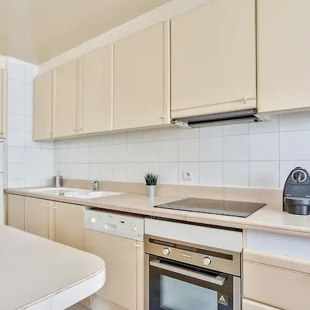 Appartement Quartier Arc De Triomphe Free Netflix Paris Exterior photo