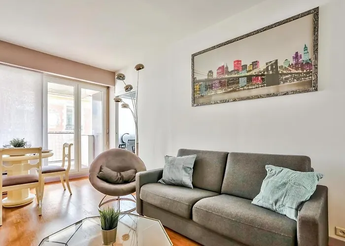 Appartement Quartier Arc De Triomphe Free Netflix